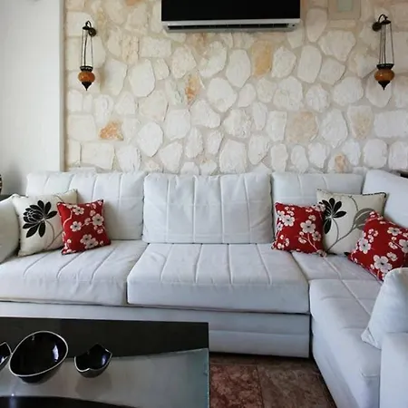 Joy, Kalamar Road, Kalkan Willa