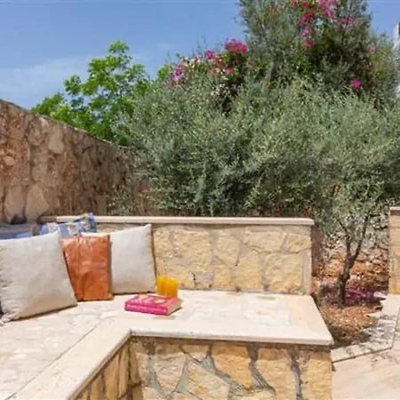 Joy, Kalamar Road, Kalkan * Kaş